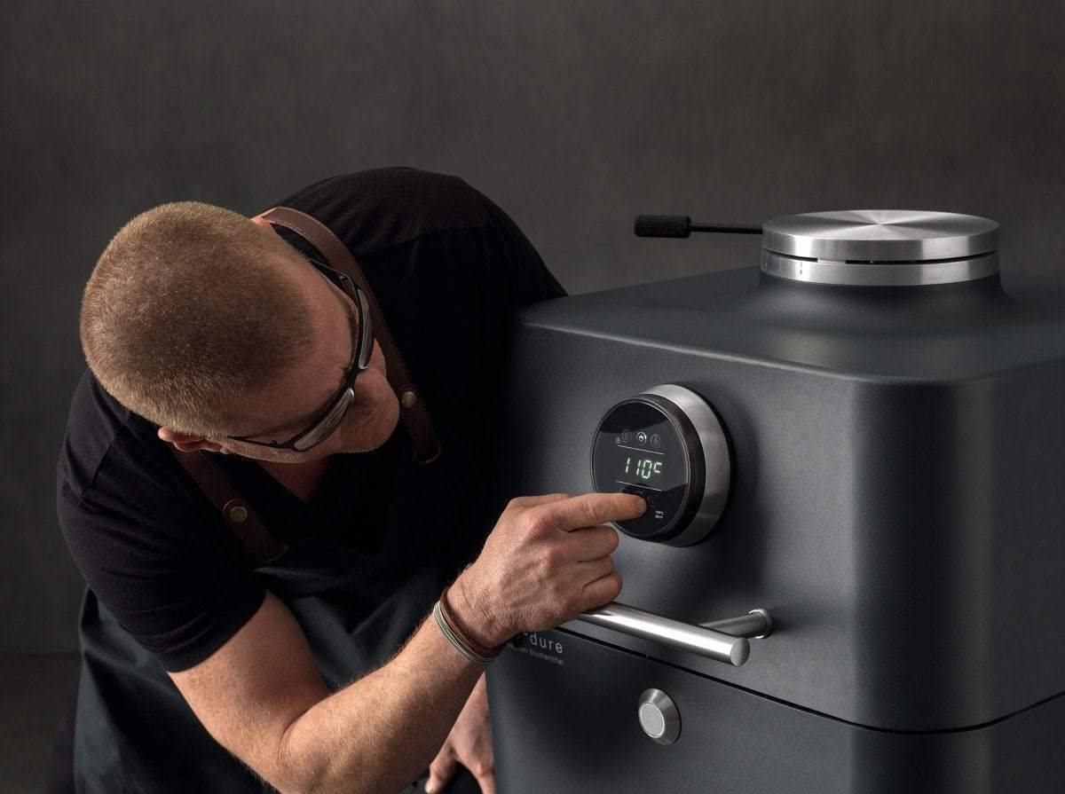 Everdure by Heston HBCE4KB Blumenthal 4K Electric Ignition Charcoal BBQ Oven (Black)