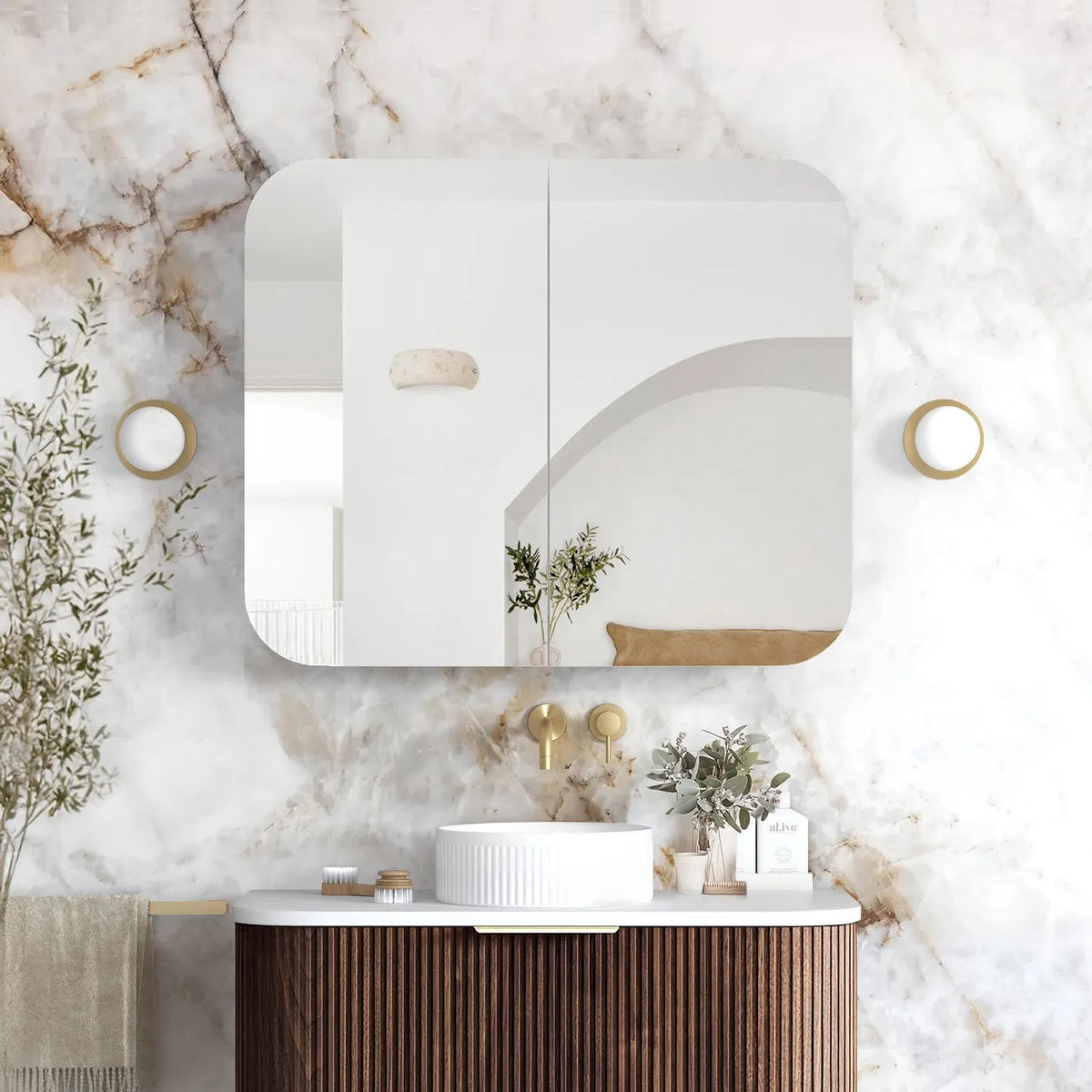 Otti SSQ9075SW Newport 900x750mm Sable Walnut Shaving Cabinet