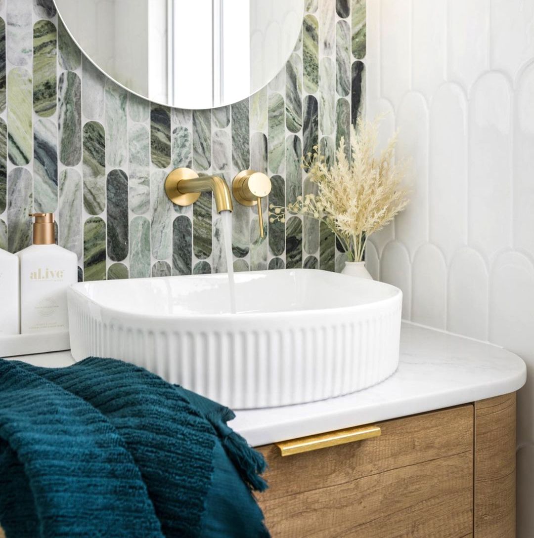 Otti OT4136C Archie 415x365x100 Fluted Above Counter Basin