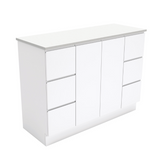 Fingerpull Gloss White 1200 Cabinet on Kickboard