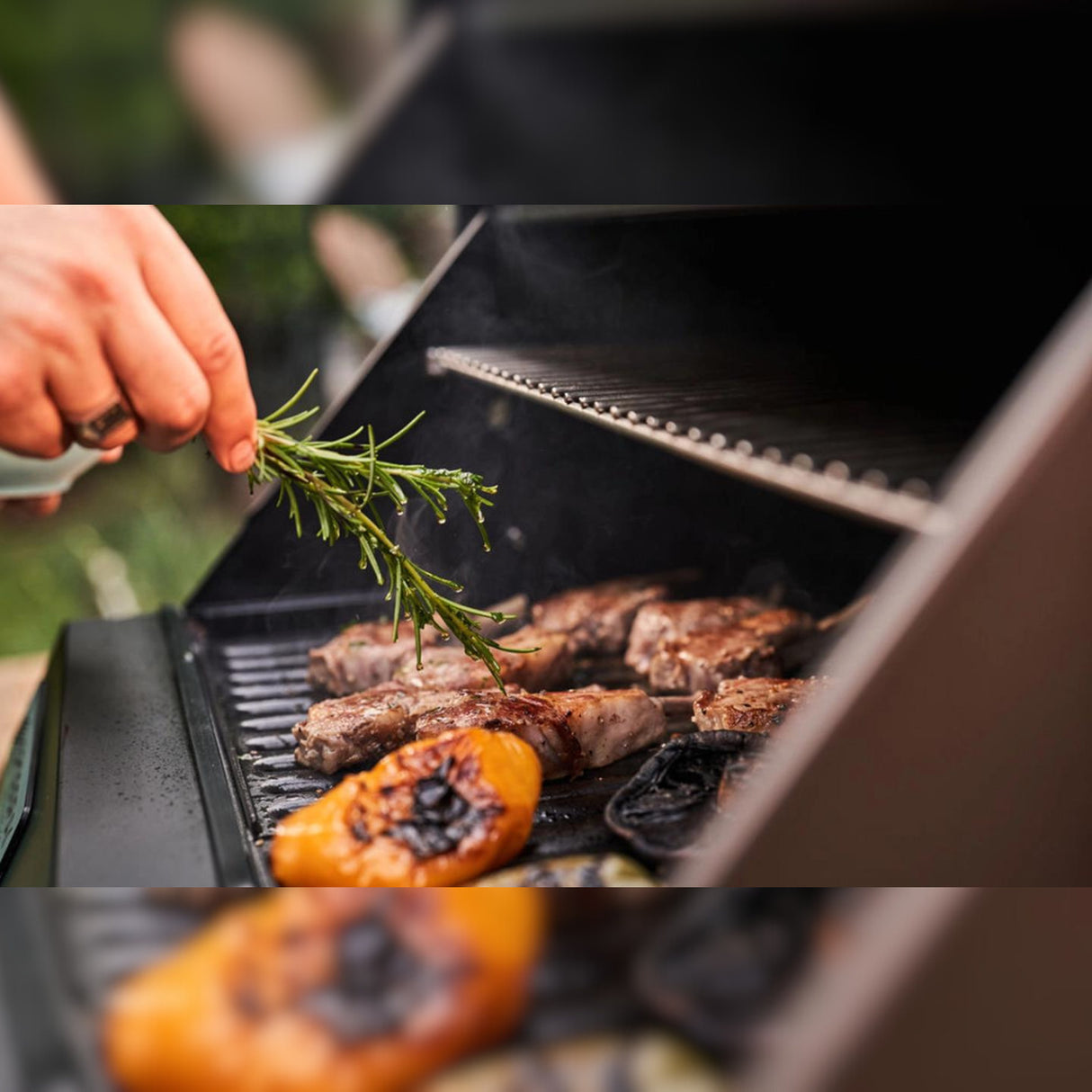 Crossray TCE22HT eXtreme Portable Electric BBQ, Black Finish