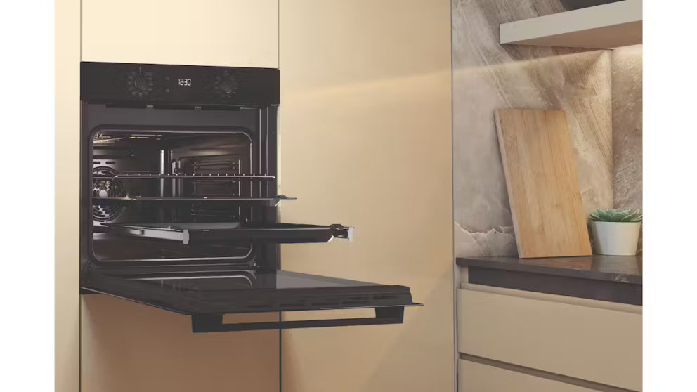 Whirlpool W4OMK58HU1BAUS 60cm Multi-Function Smart Hydrolytic Clean Oven in Black