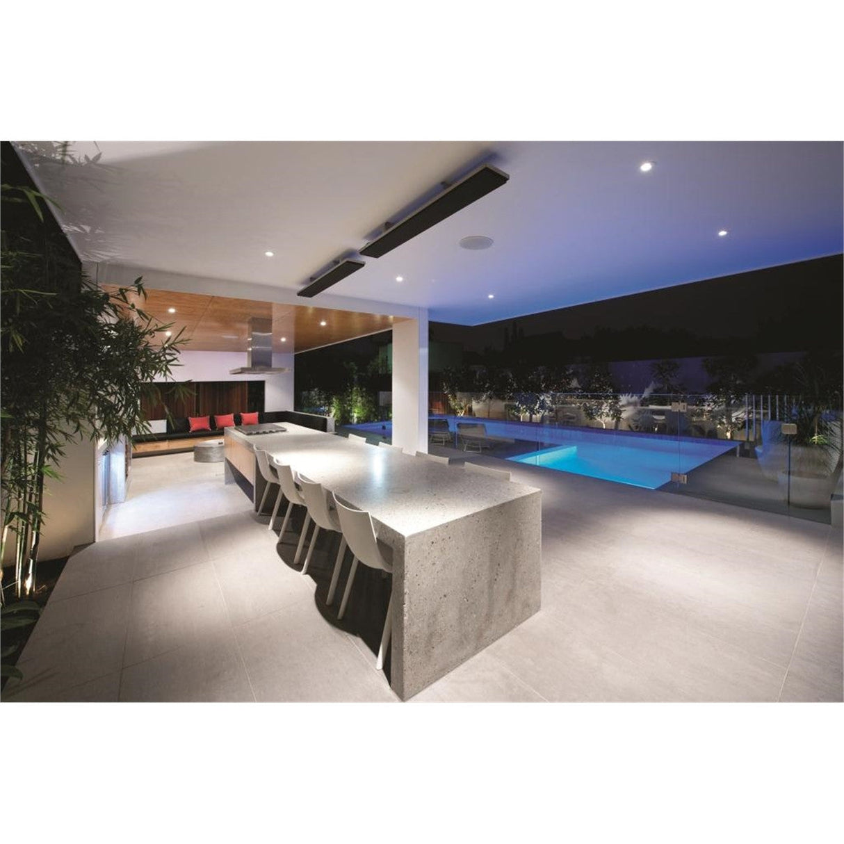 Heatstrip THH2400AR 2400W Classic Radiant Outdoor Heater with Remote
